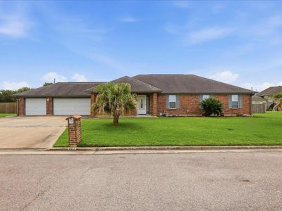 2294 Bayou Dr