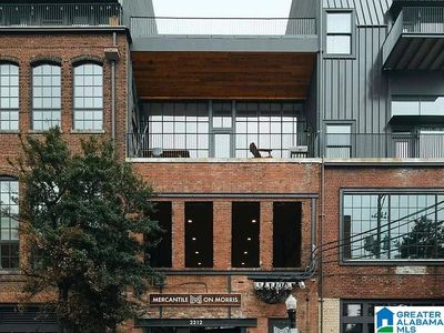 2212 Morris Ave #323