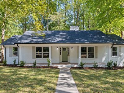 112 Dickens Dr