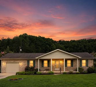43 Brandon Ln