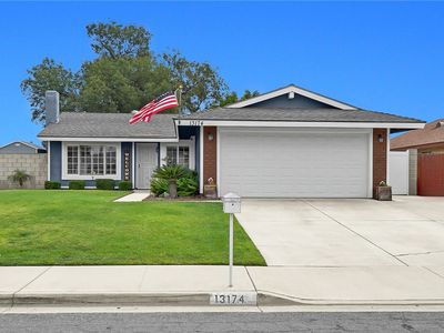 13174 Larkhaven Dr