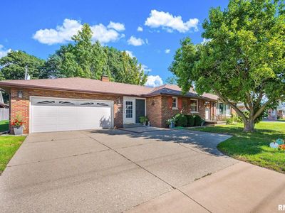 905 W Northmoor Rd