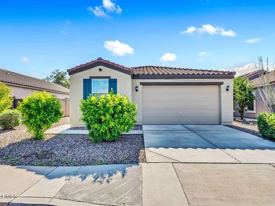 1737 E Desert Breeze Pl