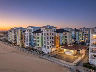 3738 Sandpiper Rd APT 218B