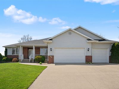 130 Bluff Dr