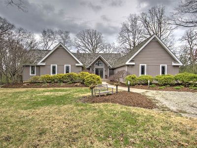 996 S Twin Lakes Rd