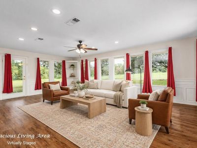 2122 Paul Ave