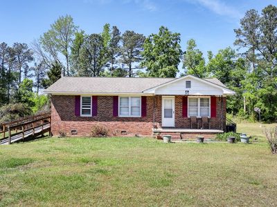 6416 Highway 221 S
