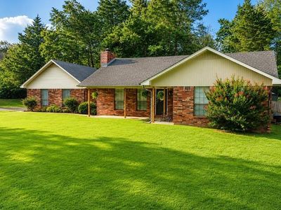 4 Kensington Dr