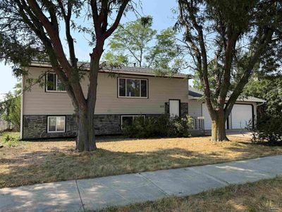 Property at 5131 Saturn Dr, Rapid City, SD
