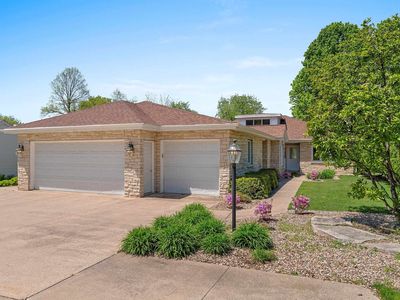 2530 W Palisades Dr