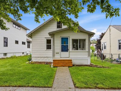 644 20th Ave SW