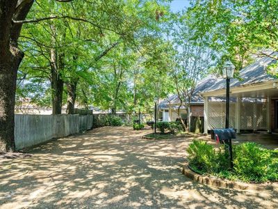 4638 Laurel Oaks