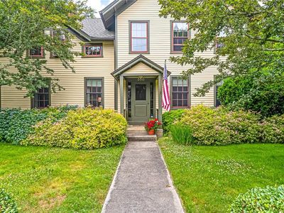 300 Kenyon Ave