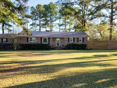 270 Salisberry Rd