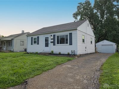 208 W Circle Dr