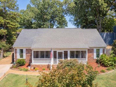 75 Viking Dr