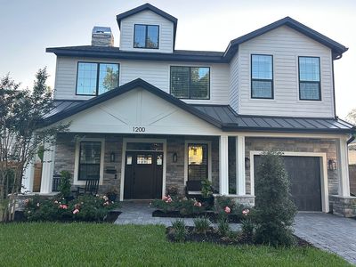 1200 Edwards Ln