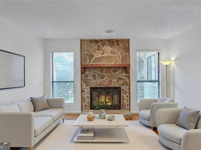 3445 Ivys Walk