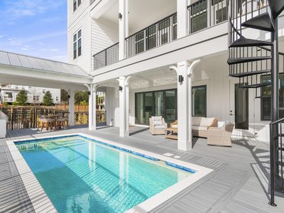 6252 W County Highway 30a