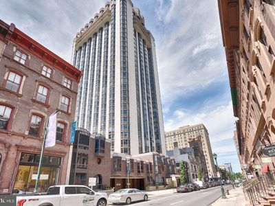 2020 Walnut St APT 12H