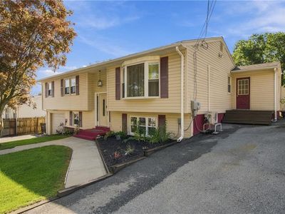24 Derby Ave