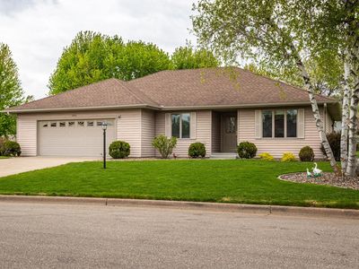 2723 S Meadow Lark LANE