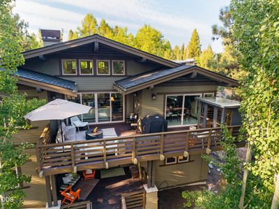 2244 NW Lolo Dr