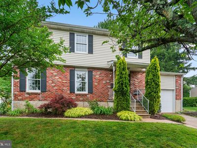 104 Medlow Ct