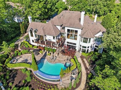 1425 Woodbury Ln