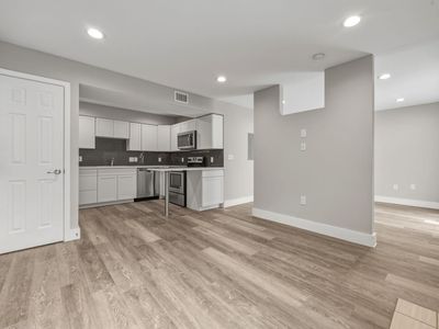 935 La Posada Dr #144