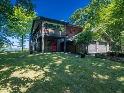 10 Cadwell Dr