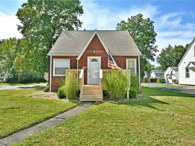 734 Central Parkway Ave SE