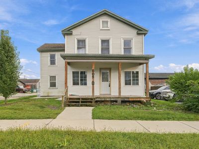 505 E 4th St