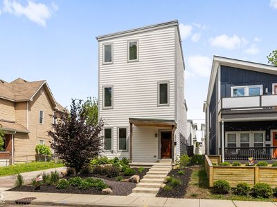 1202 Fletcher Ave