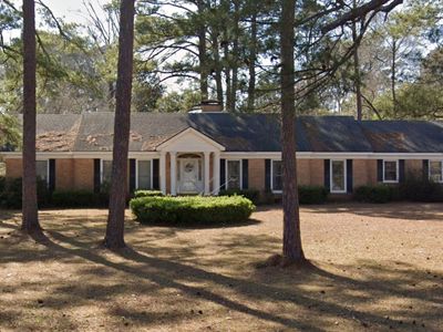 5441 Pine Dr