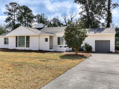 1813 Courtney Dr