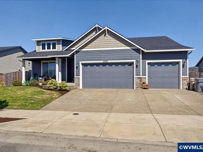 6055 NE Tuscan Loop