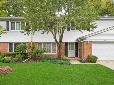 114 N Peartree Ln