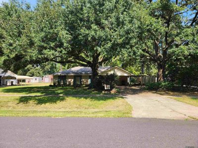 2445 N Day Dr