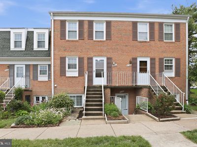 Property at 6144 Strasburg Dr, Centreville, VA