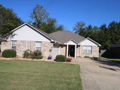 126 Saint Thomas Dr