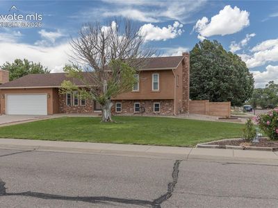 1309 Kingsroyal Blvd