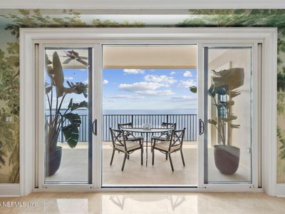 2358 RIVERSIDE Avenue #1102