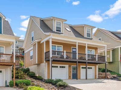 18 Greenwood Fields Dr