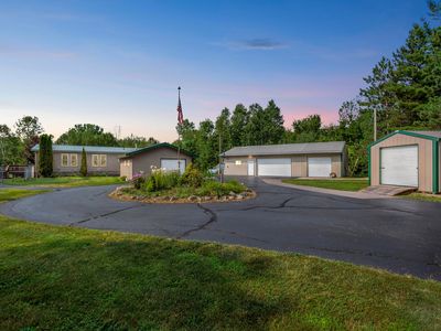 2999 Maple Grove School Rd