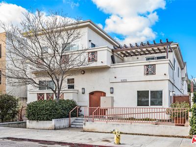 5335 Cartwright Ave #4