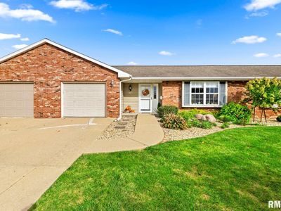 2744 Village Ct