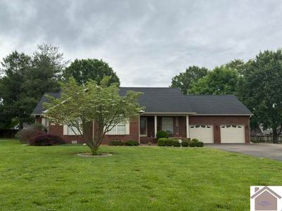 2211 Creekwood Dr