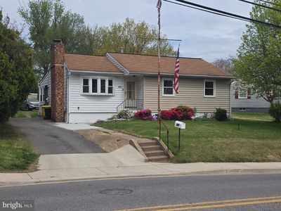 601 W Furnace Rd